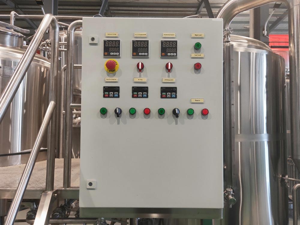 <b>PID Separated Brewhouse Control Panel</b>